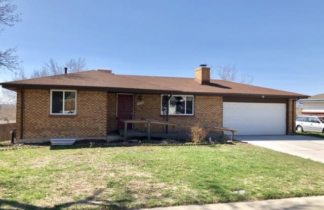 10142 West 69th Avenue - 10142 West 69th Avenue, Arvada, CO 80004