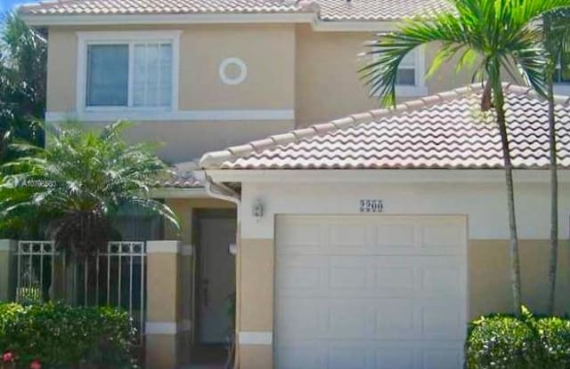 2200 NW 170TH AV - 2200 Northwest 170th Avenue, Pembroke Pines, FL 33028