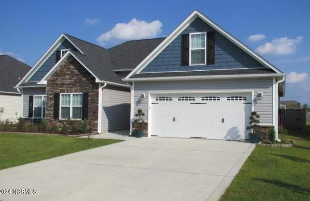 111 Cavalier Drive - 111 Cavalier Drive, Onslow County, NC 28546