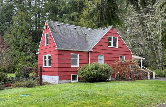 Photo of 5Bd/2.5Ba Redmond House