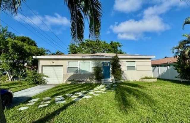 1231 N 16th Ct