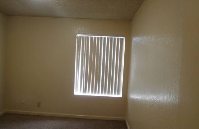 2040 E. Sussex Way, 131