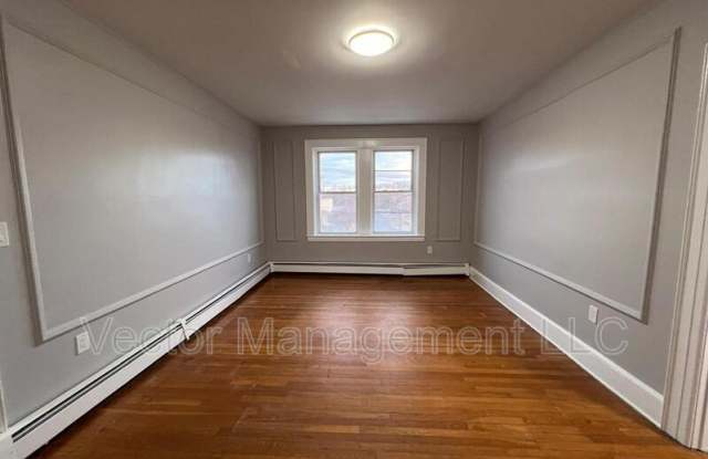 Photo of 1166 Dixwell Avenue - 6
