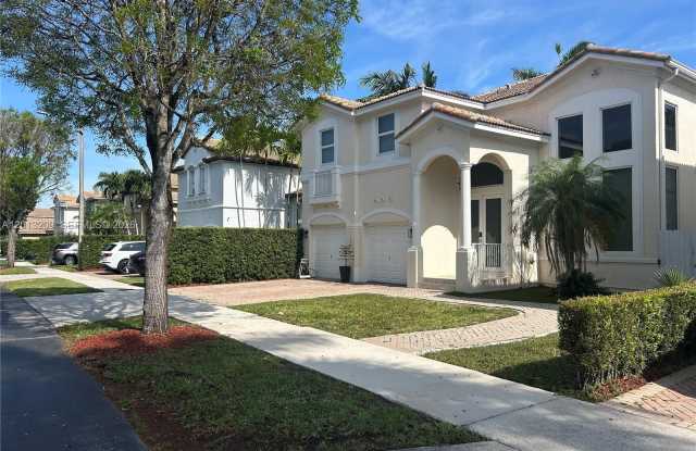 11350 NW 48th Ter