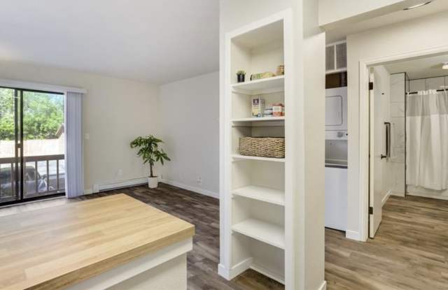 2430 Palmer Park Boulevard