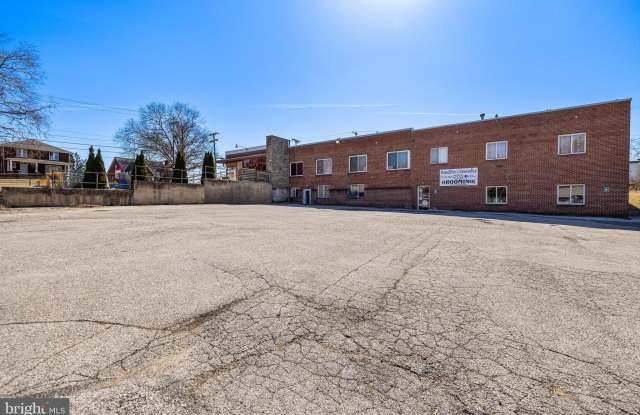 518 S MAIN Street unit: D