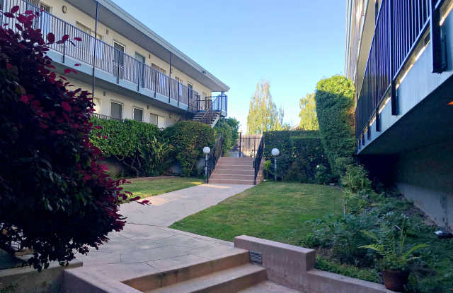 Capri Apartments