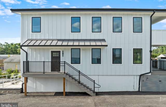 328 WILMINGTON W CHESTER PIKE