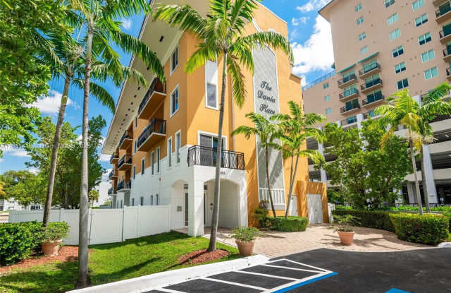 555 E Dania Beach Blvd