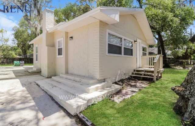 1308 East New Orleans Avenue