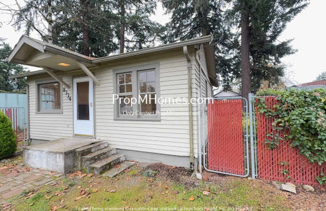 Charming Single Family Home in Happy Valley!