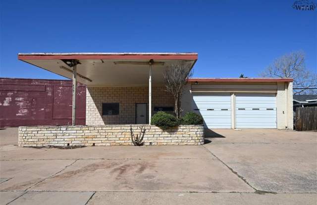 1702 Hayes Street - 1