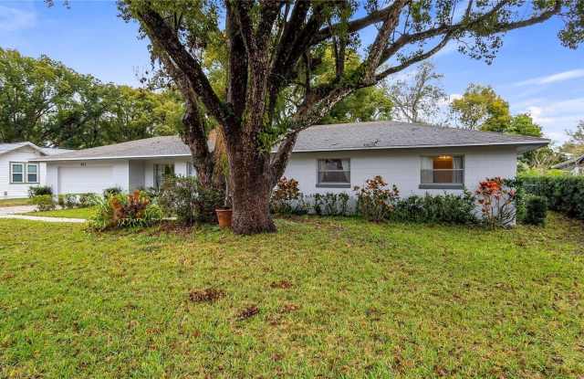 821 PENNSYLVANIA AVENUE