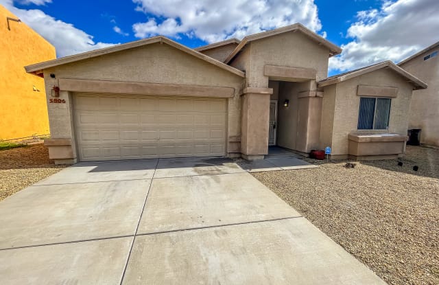 5806 E Camino Esperanza Eterna - 5806 East Camino Esperanza Eterna, Tucson, AZ 85756