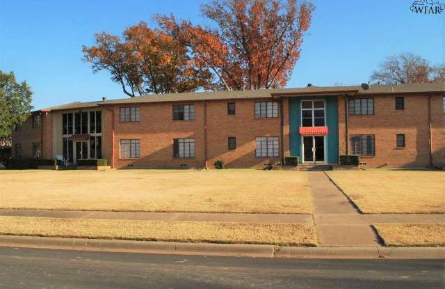 3701 SOUTHMOOR LANE