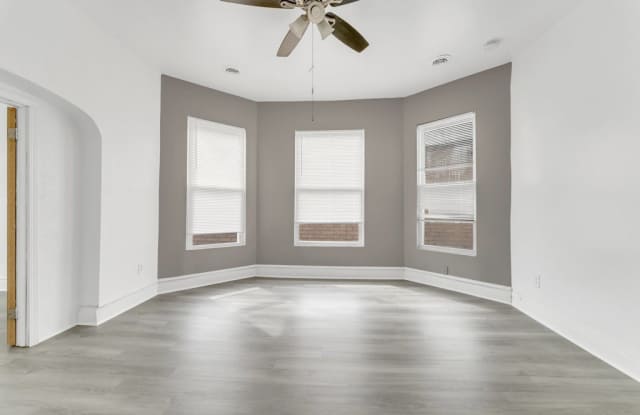 5634 S Morgan Street