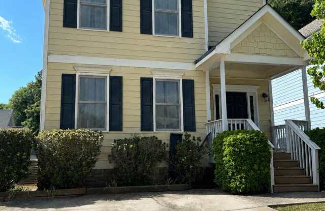 150 Betsy Lane
