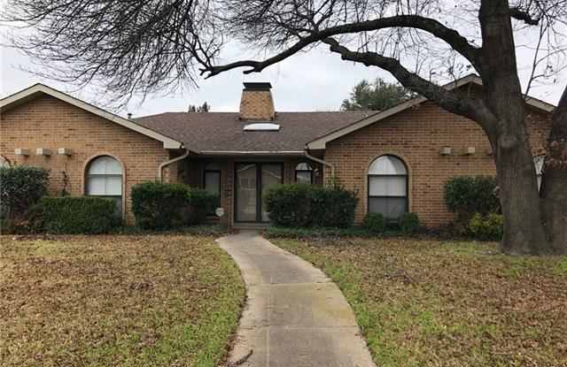 6708 Roundrock Road - 6708 Roundrock Road, Dallas, TX 75248