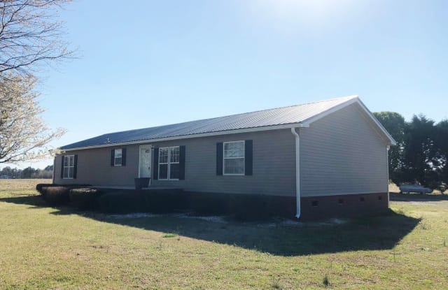 2215 Benson Hwy - 2215 Benson Highway, Sampson County, NC 28334