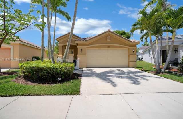 899 Phoenix Way