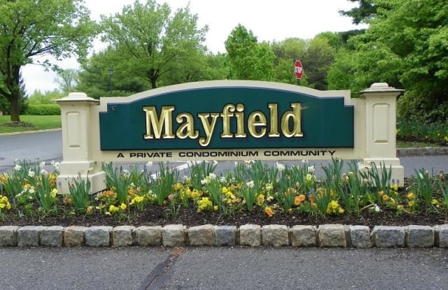 93 MAYFIELD RD - 93 Mayfield Road, Somerset County, NJ 07921