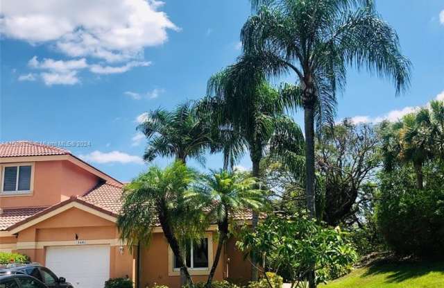 5601 NW 125th Ave