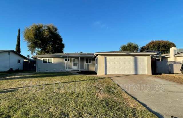 4679 East Eastview Dr.