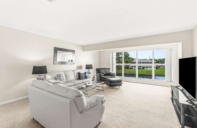 1521 NW 19th Terrace