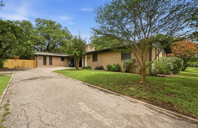8910 Little Walnut Parkway - A