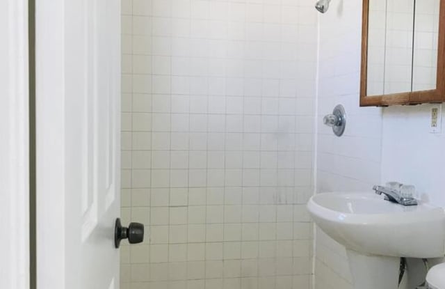 4512 Arlen Avenue - 1