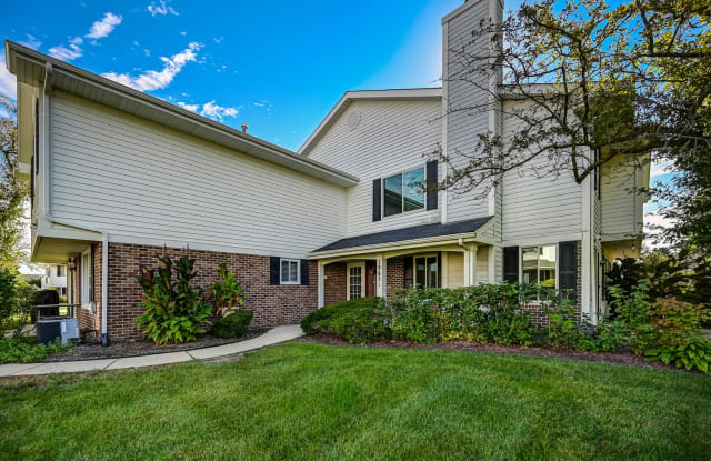 7961 Knottingham Circle - 7961 Knottingham Circle, Darien, IL 60561