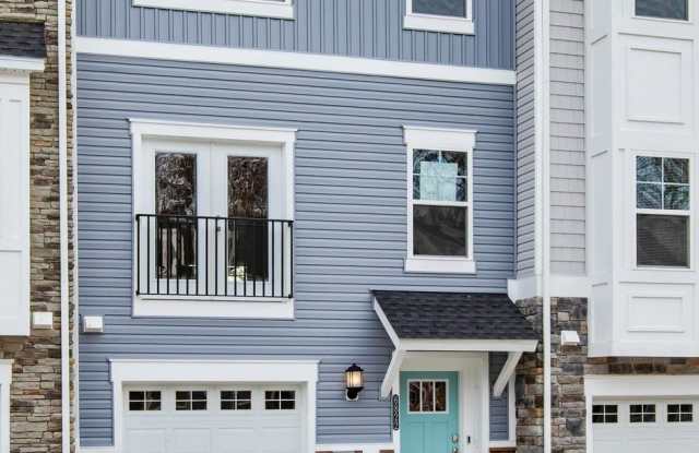 Photo of 6822 WINTERHILL Lane