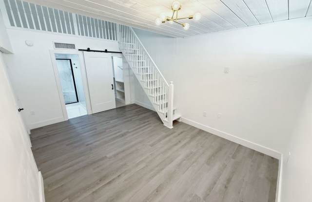 6448 Windmill Gate Road