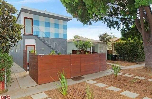 11412 Venice Boulevard