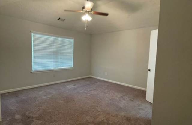 3 Bedroom Home Available !