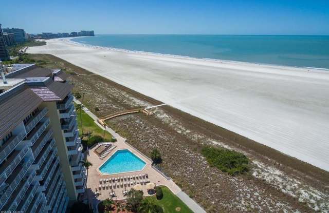 Only steps from the pool  the beach!!! MARCO ISLAND TWO BEDROOM ** photos photos