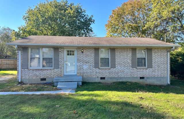 Home for Rent in Hendersonville