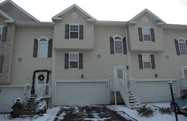 531 Ten Point Lane - 531 10 Point Lane, Fernway, PA 16066