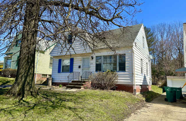 Photo of 5329 Vine St