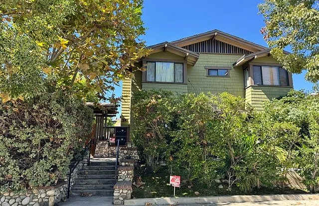 241 S Catalina Ave Apt 3