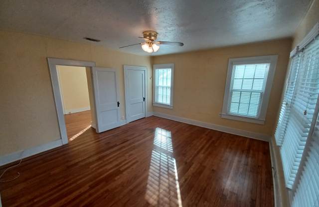 Photo of 214 Funston Place - 4