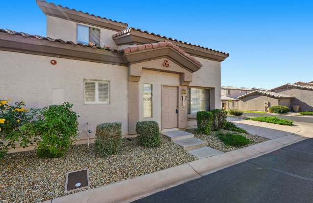 Photo of Gated Community, close to 101 and Arrowhead!