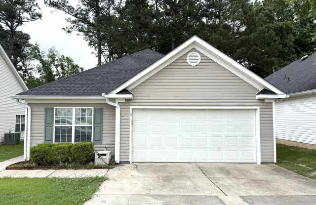 453 Connemara Trail