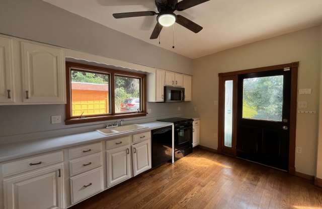 1816 Buena Vista St. #1