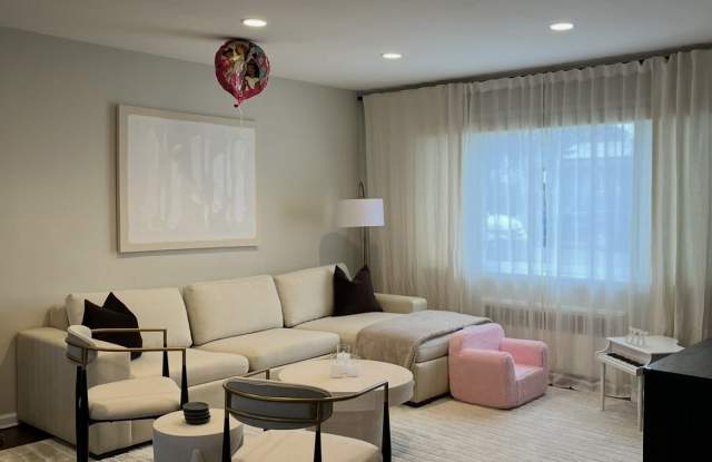 Photo of 8 Blackford Ave