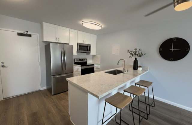 Looking for a cozy new place to call home? This charming 1-bedroom, 1-bath condo might be just the one!