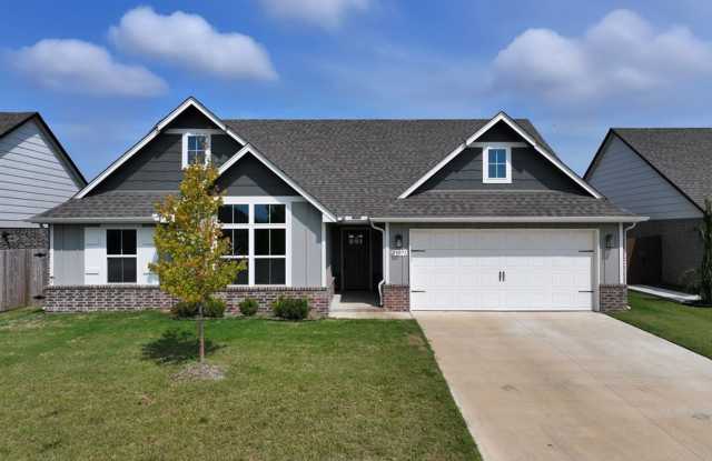 Photo of Like new, Move in Ready.