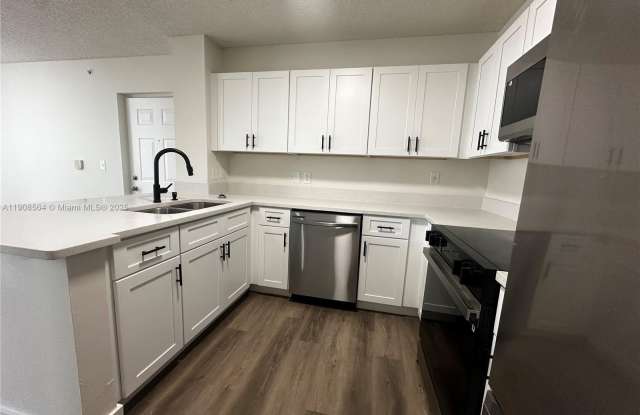 2061 Renaissance Blvd