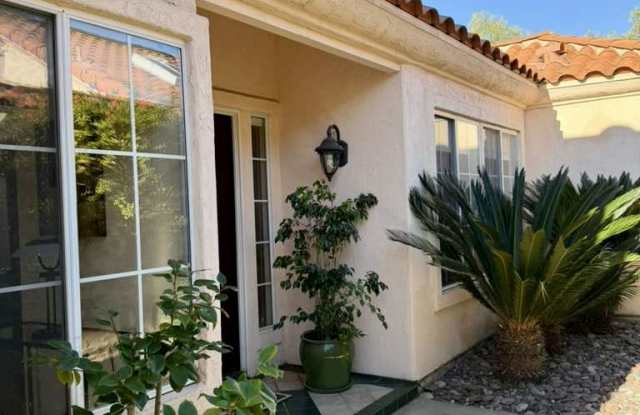 11816 Caminito Corriente