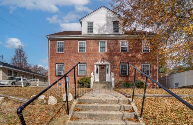 814 Sunset Ave